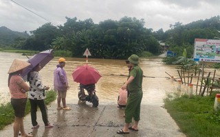 2 anh em bị lũ cuốn trôi khi đi qua đập tràn, công an Thanh Hóa đưa ra cảnh báo