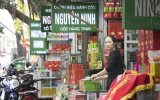 Bánh cốm Hàng Than ế ẩm sau vụ Nguyên Ninh vi phạm an toàn thực phẩm