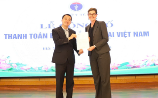 Việt Nam chính thức thanh toán bệnh mắt hột