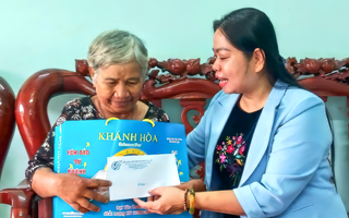 Gia Lai: Thăm, tặng quà các nữ Anh hùng, Mẹ Việt Nam anh hùng và cán bộ nữ tiêu biểu