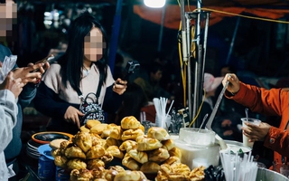 Mâu thuẫn nổ ra vì vợ là "tín đồ" của món ăn đường phố