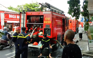 TPHCM: Cháy nhà trong hẻm sâu ở quận 4