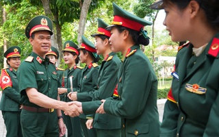 Những "bông hồng thép" của Binh chủng Đặc công sẵn sàng cho Lễ diễu binh 30/4