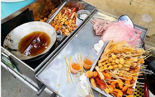 Nỗi lo thường trực với quà vặt cổng trường