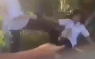 Xử lý vụ nữ sinh lớp 7 đánh bạn rồi quay clip tung lên mạng xã hội