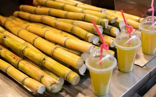 Những nhóm người không nên uống nước mía giải khát
