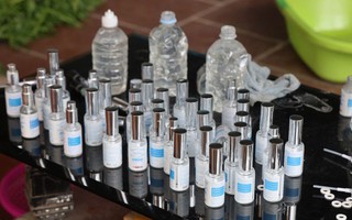 Khởi tố đối tượng sản xuất mỹ phẩm giả bằng phèn chua, bán hơn 100.000 sản phẩm ra thị trường