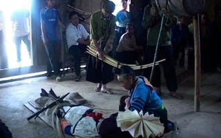 Sơn La: Tuyên truyền xóa bỏ hủ tục tang ma của đồng bào dân tộc Mông ở xã biên giới