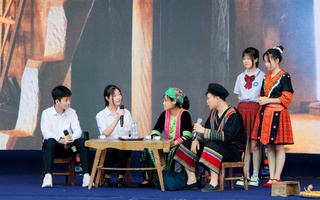 "Vươn xa -Tỏa sáng" truyền cảm hứng vươn lên cho học sinh dân tộc thiểu số ở Cao Bằng