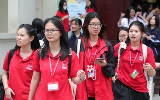 Quy đổi điểm chuẩn: Thí sinh và phụ huynh rối bời