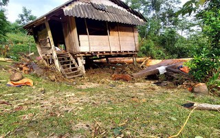 Nghệ An: Lũ quét kinh hoàng trong đêm, xã biên giới bị thiệt hại nặng nề