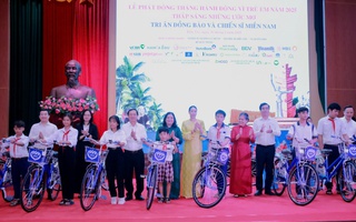Hội Bảo vệ quyền trẻ em Việt Nam "Thắp sáng những ước mơ - Tri ân đồng bào chiến sĩ miền Nam"