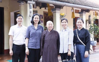 Hội LHPN Việt Nam chúc mừng Đại lễ Phật đản 2025 tại chùa Kim Liên