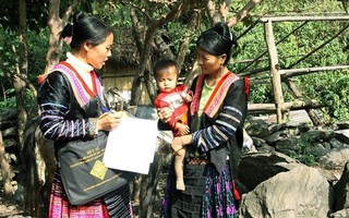 Phụ nữ dân tộc thiểu số sinh con khi chưa kết hôn được hỗ trợ 2 triệu đồng/người