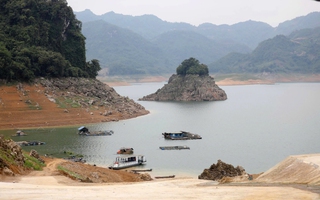 Sông Đà mùa "đá nổi"