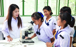 Thay đổi nhận thức xã hội về phụ nữ trong khoa học công nghệ thông qua truyền thông