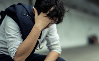 Chồng như người thừa khi đột ngột bị mất việc làm