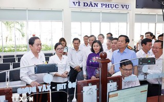 Chủ tịch Quốc hội: Vận hành hiệu quả mô hình chính quyền địa phương 2 cấp, lấy đại cục làm trọng, vì dân phục vụ
