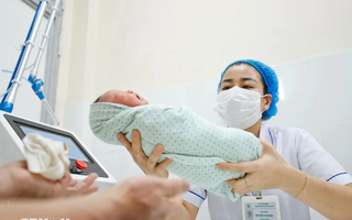 Sửa Pháp lệnh Dân số: Vợ chồng tự quyết định số con và thời gian sinh con