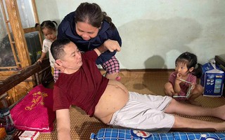 Chồng gặp nạn nguy kịch, con dâu bỏ đi để lại 2 cháu nội thơ dại, gia đình người phụ nữ lâm cảnh khốn cùng