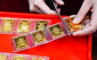 Ngày đầu tháng 7, giá vàng tăng gần 1 triệu đồng