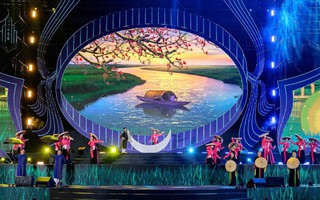 Đạo diễn Thu Hoài: "Công nghệ không lấn át mà giúp văn hóa thêm tỏa sáng"