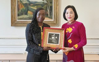 Phó Chủ tịch Quốc hội Nguyễn Thị Thanh hội đàm với Phó Chủ tịch Quốc hội Pháp Nadège Abomangoli