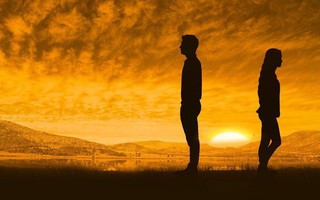 Kết hôn không đăng ký và cũng chưa đủ tuổi có được ly hôn?
