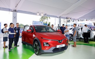 Chuyên gia ô tô: VinFast đã xóa rào cản lớn nhất cho người dùng khi chuyển từ xe xăng sang xe điện