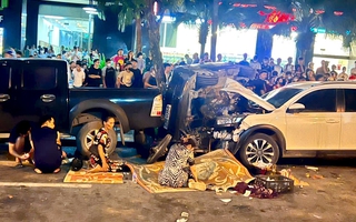 Hiện trường vụ ô tô đâm hàng loạt phương tiện ở Dương Nội: Ít nhất 1 người tử vong