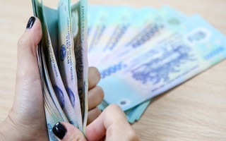 Bộ Nội vụ lấy ý kiến phương án lương tối thiểu vùng năm 2026 tăng 7,2%