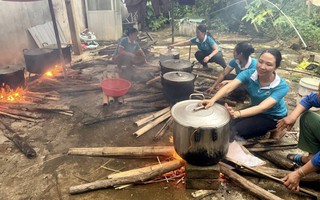 Nghệ An sau lũ - nơi triệu tấm lòng kết thành phao cứu sinh