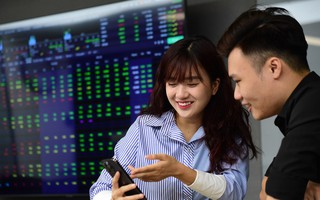 VN-Index bùng nổ dịp "sinh nhật" 25 tuổi