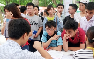 Xét tuyển đại học: Không nên chủ quan điểm sàn giảm, điểm chuẩn sẽ thấp