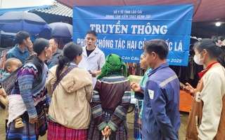 Truyền thông tại 20 chợ phiên vùng cao về Phòng chống tác hại của thuốc lá