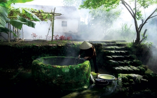 Nhớ quê mùa chở nước
