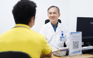 Người chồng đón tin vui sau nhiều năm vô sinh do mắc bệnh hiếm