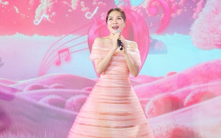 Mỹ Tâm tiết lộ bí quyết trẻ đẹp và dự định làm liveshow mới