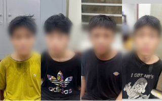 Bị chèn ép trong công việc, nhóm thiếu niên dùng tuýp sắt đi cướp xe máy