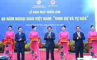 Khai mạc Triển lãm "80 năm Ngoại giao Việt Nam: Vinh dự và tự hào"