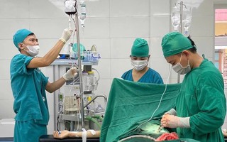 Sản phụ bị vỡ thai ngoài tử cung, công an xã kịp thời hiến máu cứu sống