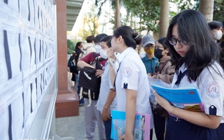 TPHCM: Điểm chuẩn tuyển sinh đại học ở nhiều trường biến động mạnh