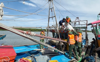 Thủ tướng yêu cầu triển khai ứng phó bão số 5 với tinh thần khẩn trương nhất, quyết liệt nhất