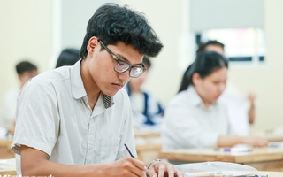 Trường Đại học Y Hà Nội công bố điểm chuẩn: Có ngành giảm gần 6 điểm