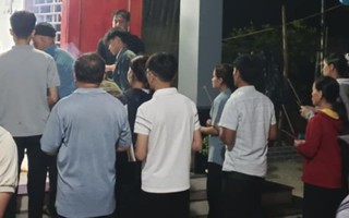 Chồng tử vong, vợ và con bị thương khi gia cố mái nhà chống bão số 5
