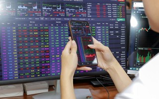 Chứng khoán tuần 25 - 29/8: VN-Index đã qua giai đoạn "đỉnh đầu cơ"