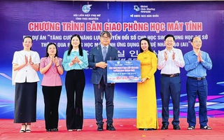 Bàn giao 35 bộ máy tính trị giá hơn 850 triệu đồng cho Trường THCS Quang Vinh