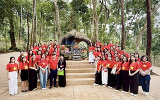 Phụ nữ quê hương Cách mạng tự tin bước vào kỷ nguyên mới