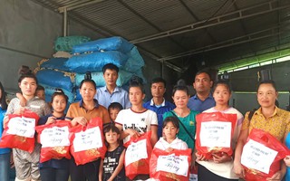 TƯ Hội LHPN Việt Nam trao 500 phần quà cho hội viên phụ nữ bị thiệt hại do bão số 3