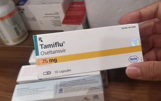 Cúm A bùng phát, thuốc Tamiflu tăng giá theo giờ 